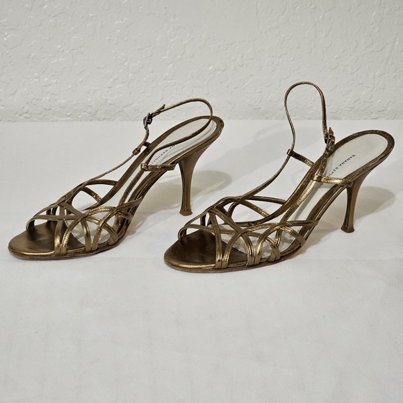 Banana Republic Strappy Heels, Look at these absolutely beautiful gold stiletto - Picture 2 of 7